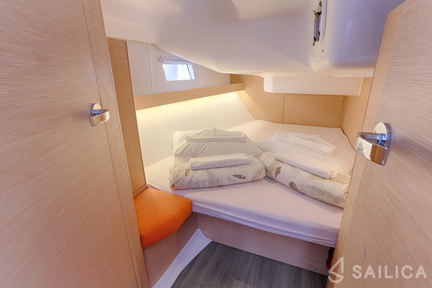 Elan 45 Impression - Yacht Charter Sailica