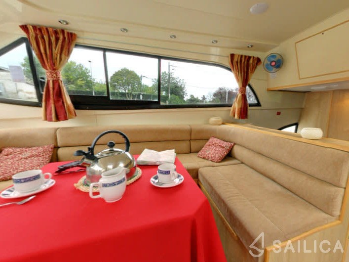 Le Boat Mystique - Yacht Charter Sailica