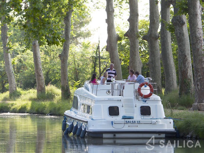 Le Boat Salsa B - Yacht Charter Sailica