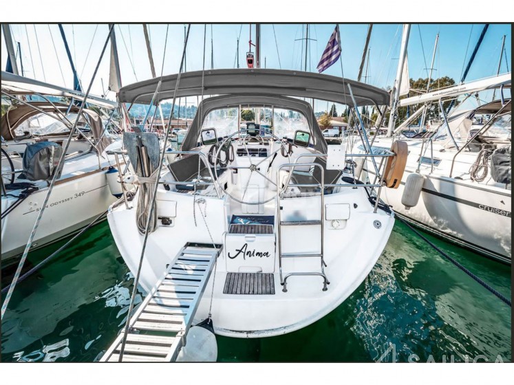 Oceanis 361 - Yacht Charter Sailica