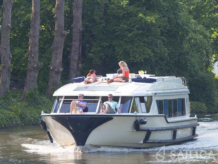 Le Boat Vision 3 - Yacht Charter Sailica