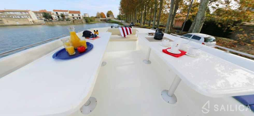 Le Boat Vision 3 - Yacht Charter Sailica