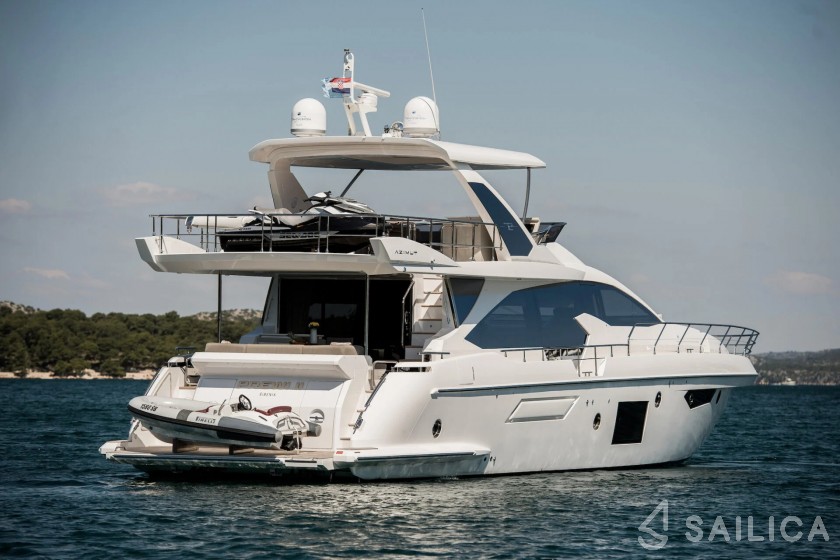 Azimut 72 - Yacht Charter Sailica