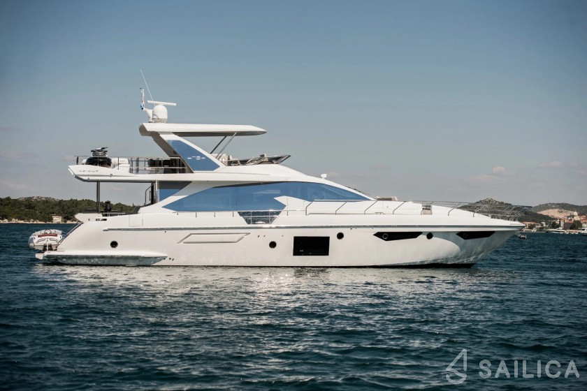 Azimut 72 - Yacht Charter Sailica