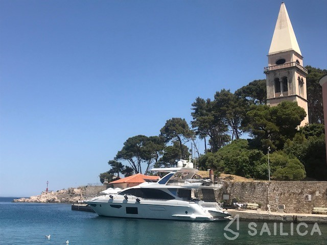 Azimut 72 - Yacht Charter Sailica