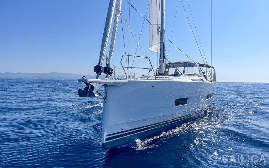 Hanse 460 - Yacht Charter Sailica
