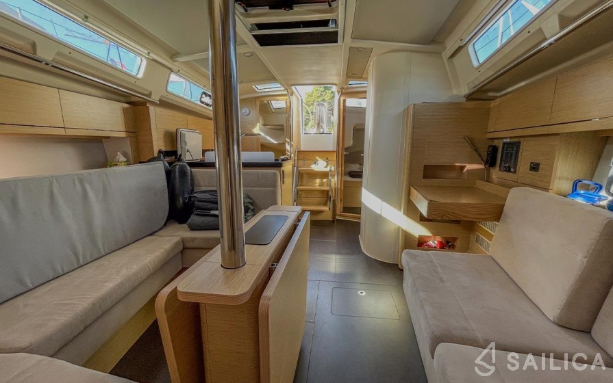 Hanse 388 - Yacht Charter Sailica