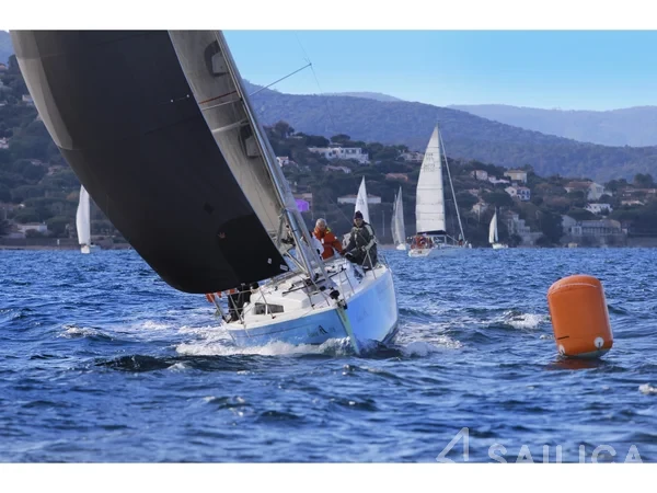 Hanse 315 - Yacht Charter Sailica