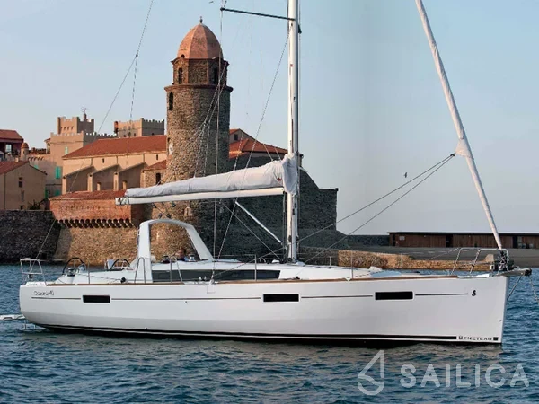 Oceanis 41.1 - Yacht Charter Sailica