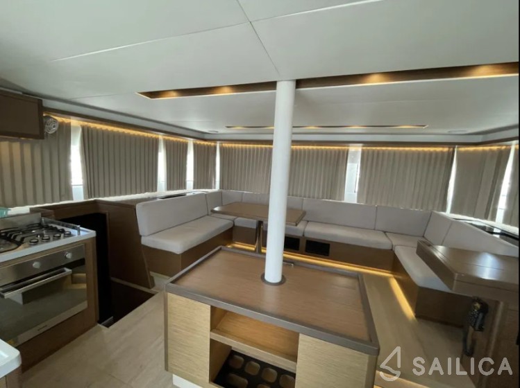 Lagoon 50 - Yacht Charter Sailica