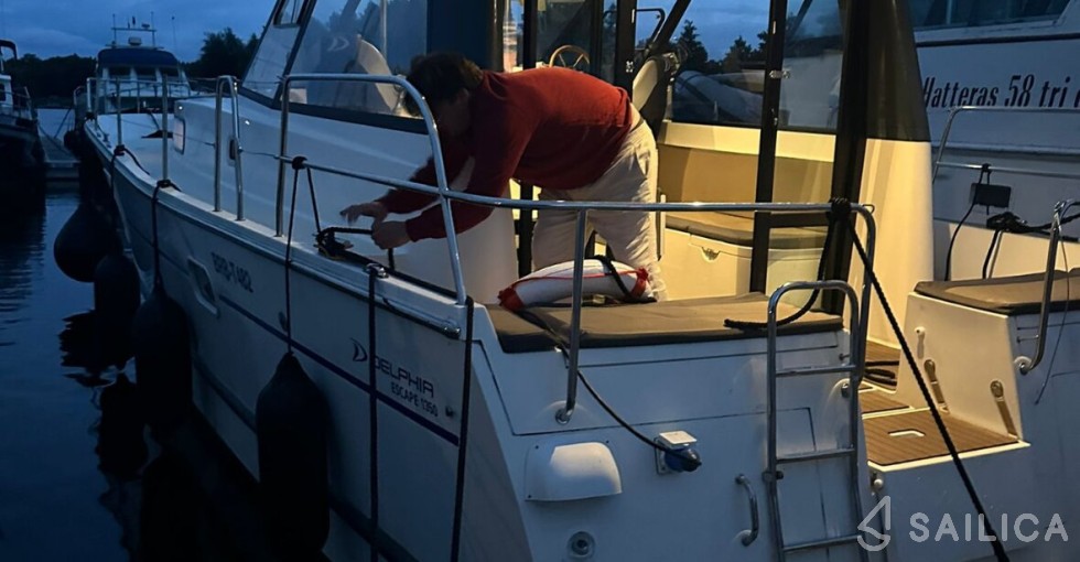 Delphia Escape 1350 - Yacht Charter Sailica