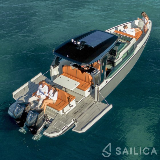 Saxdor 320 GTO - Yacht Charter Sailica