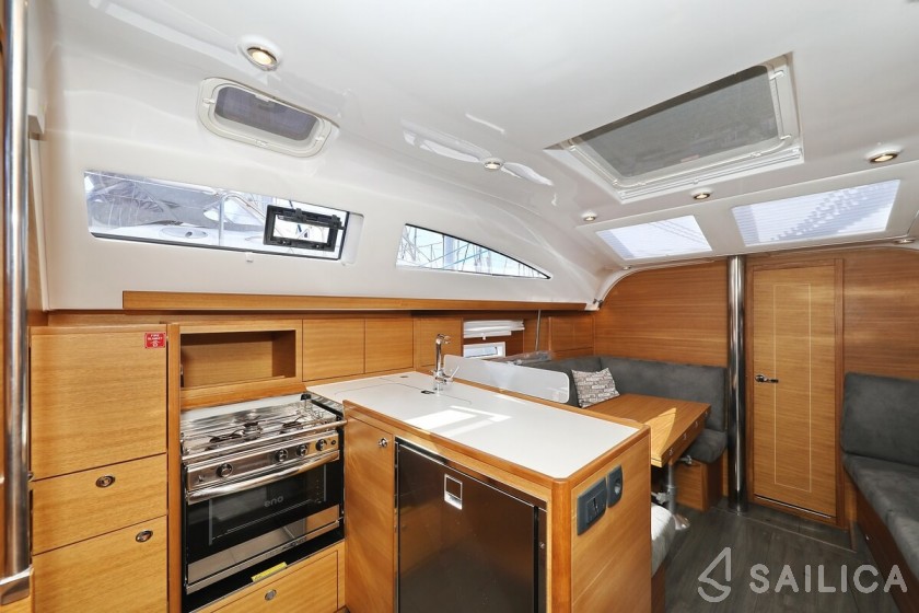 Elan Impression 40.1 - Yacht Charter Sailica