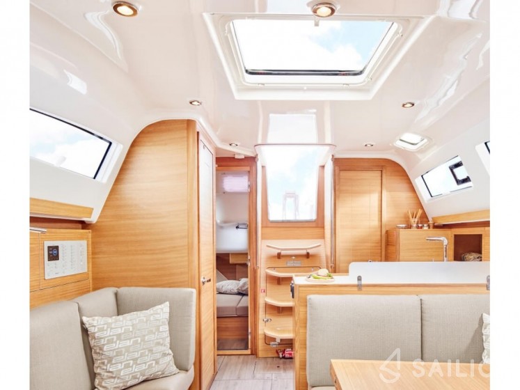 Elan Impression 40.1 - Yacht Charter Sailica