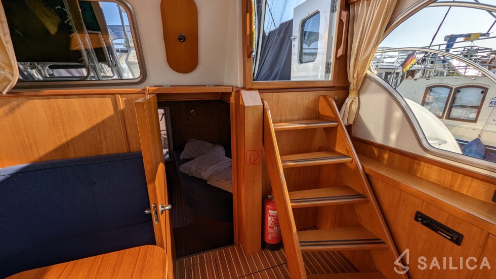 Pedro Skiron 35  - Yacht Charter Sailica