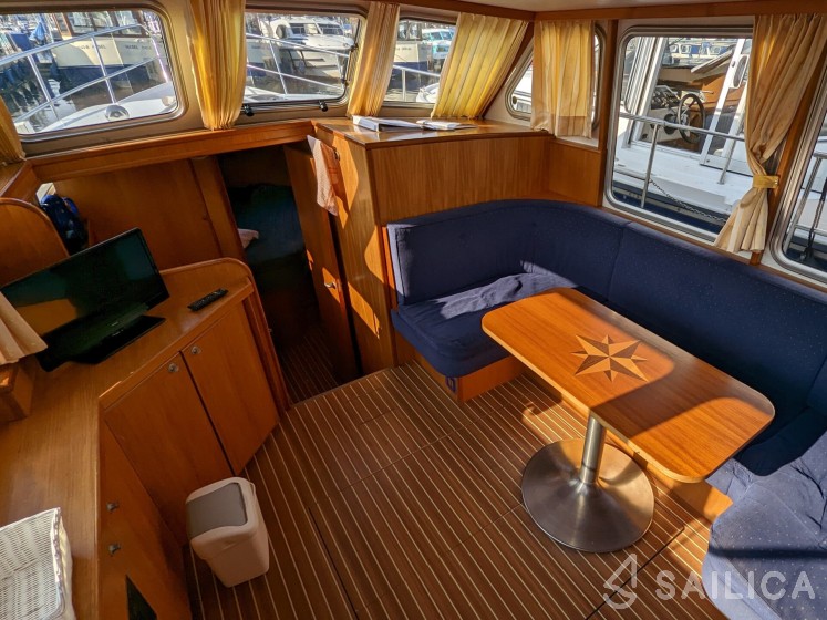 Pedro Skiron 35  - Yacht Charter Sailica