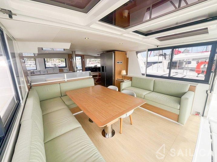Bali 4.6 - Yacht Charter Sailica