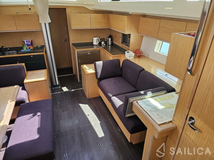 Bavaria C57 Holiday - Yacht Charter Sailica