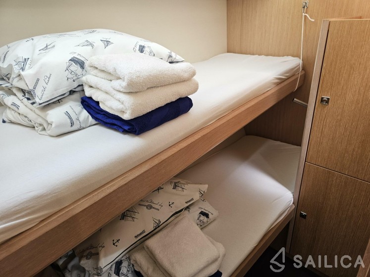 Bavaria C57 Holiday - Yacht Charter Sailica
