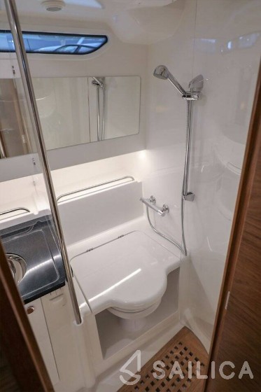 Nimbus Tender T11 - Yacht Charter Sailica