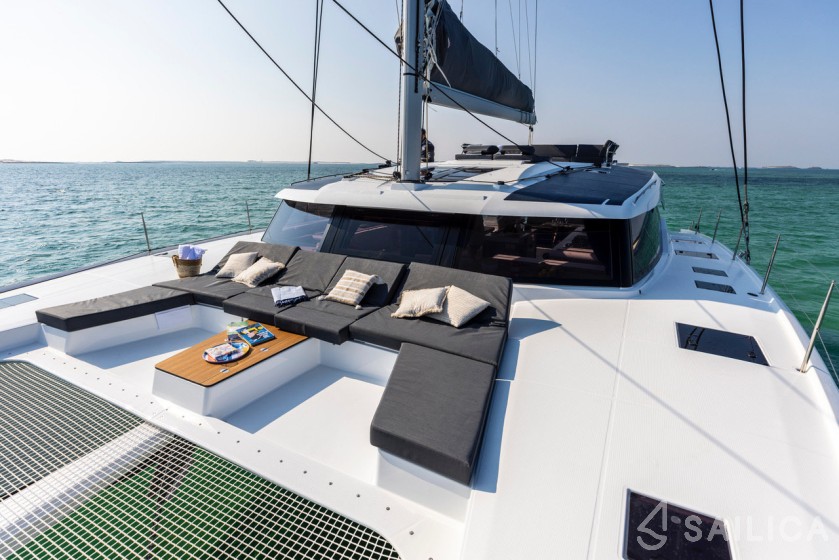 Aura 51 - Yacht Charter Sailica
