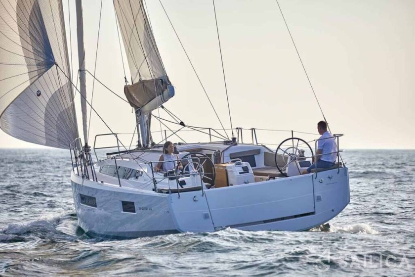 Sun Odyssey 410 - Yacht Charter Sailica