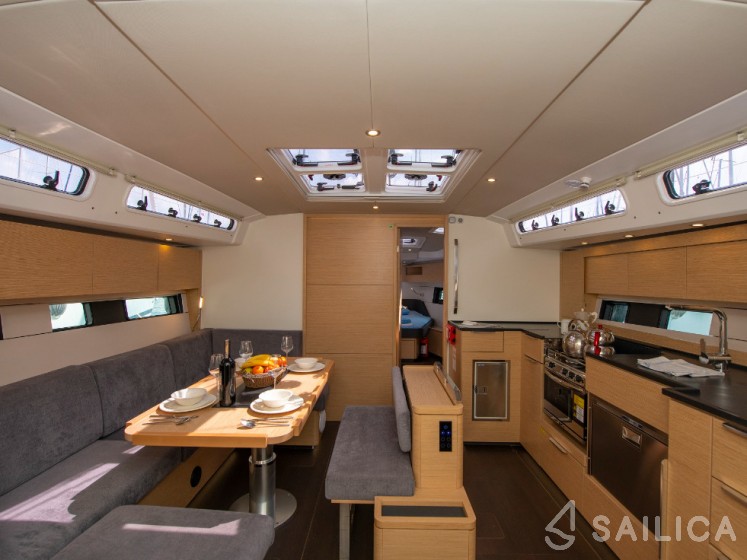 Hanse 460 - Yacht Charter Sailica
