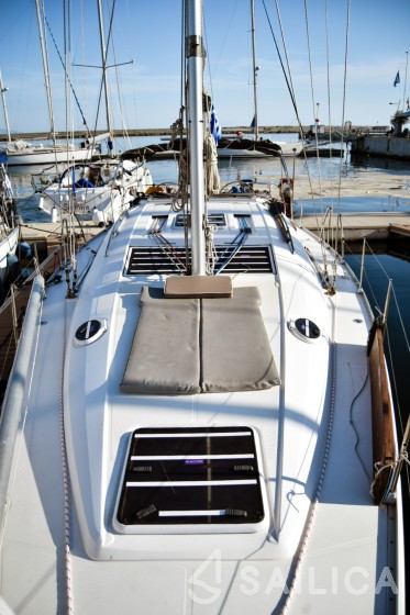 Elan 434 Impression - Yacht Charter Sailica