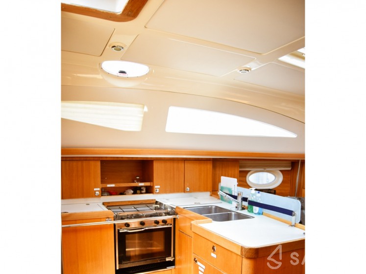 Bavaria 46 - Yacht Charter Sailica