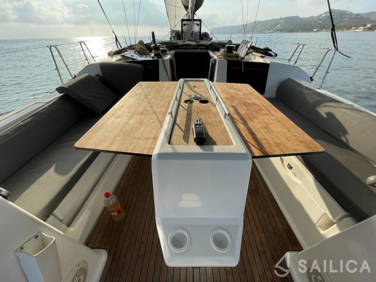 Dufour 460 GL - Yacht Charter Sailica