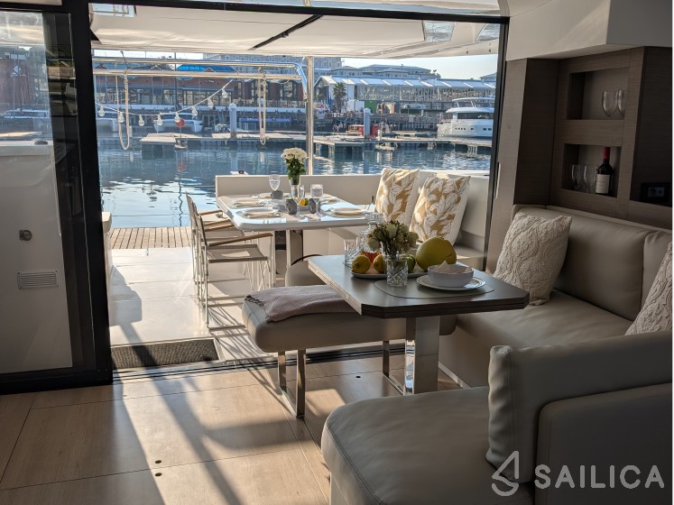 Leopard 46 - Yacht Charter Sailica