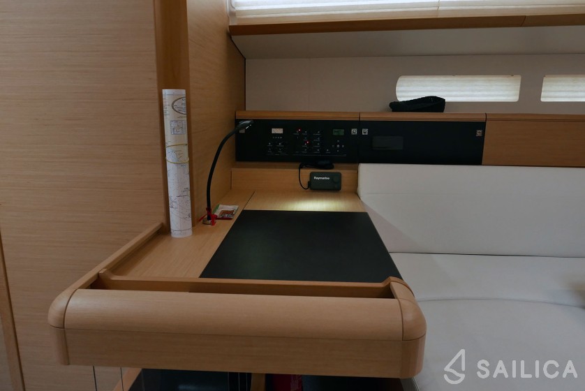 Sun Odyssey 519 - Yacht Charter Sailica