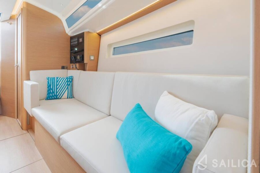 Sun Odyssey 350 - Yacht Charter Sailica