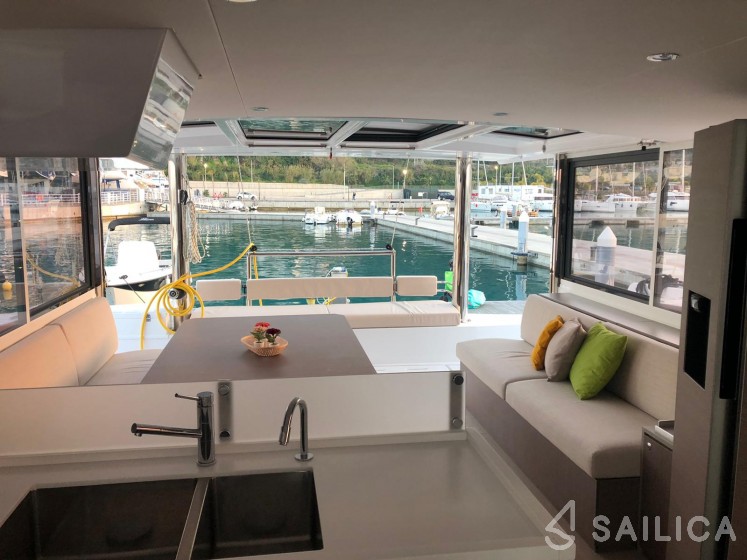 Bali 4.8  - Yacht Charter Sailica