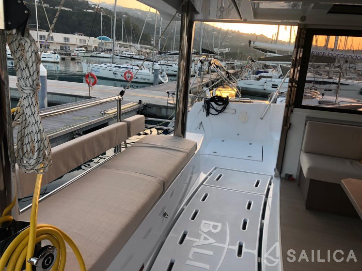 Bali 4.8  - Yacht Charter Sailica