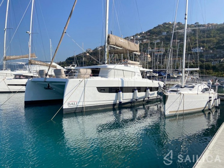Bali 4.8  - Yacht Charter Sailica