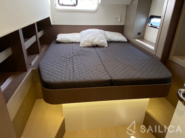 Bali 4.6 - Yacht Charter Sailica