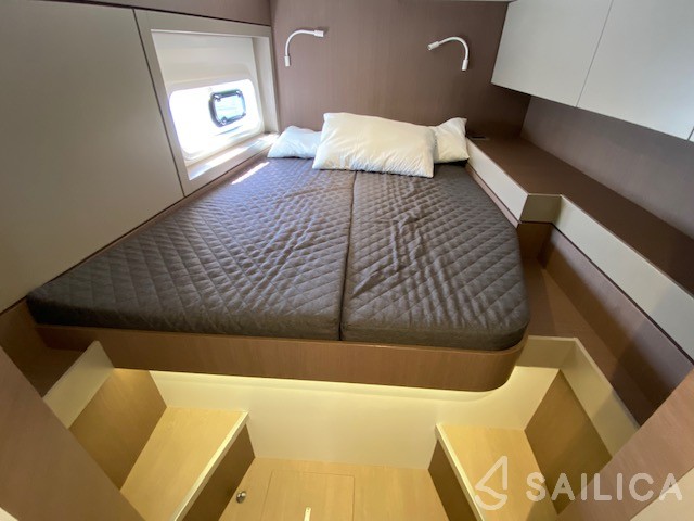 Bali 4.6 - Yacht Charter Sailica