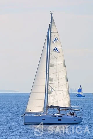 Hanse 455 - Yacht Charter Sailica