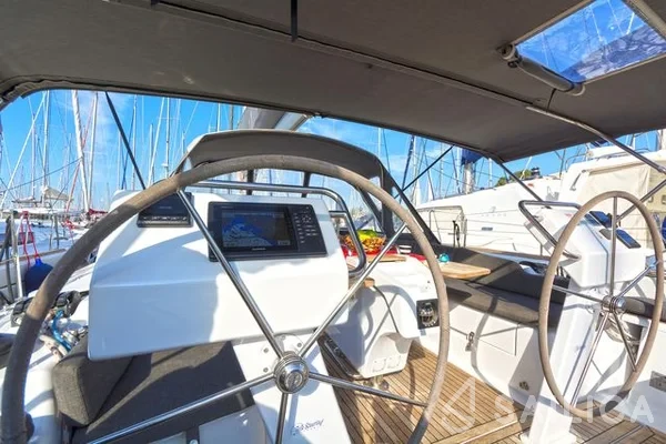Hanse 455 - Yacht Charter Sailica