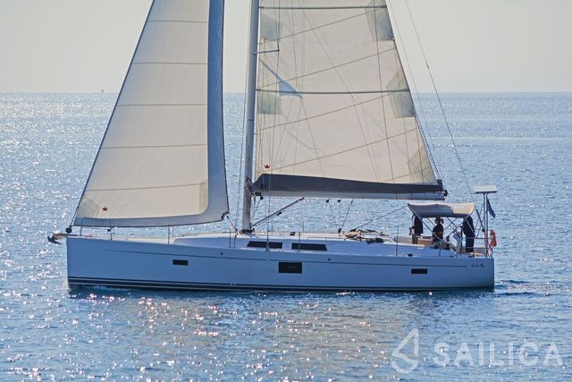 Hanse 455 - Yacht Charter Sailica