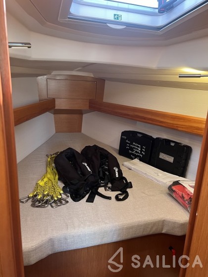 Bavaria 34 - Yacht Charter Sailica