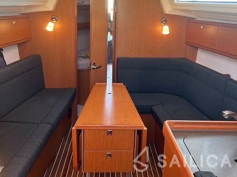 Bavaria 34 - Yacht Charter Sailica