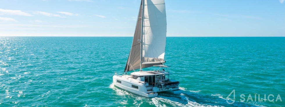 Lagoon 38 - Yacht Charter Sailica