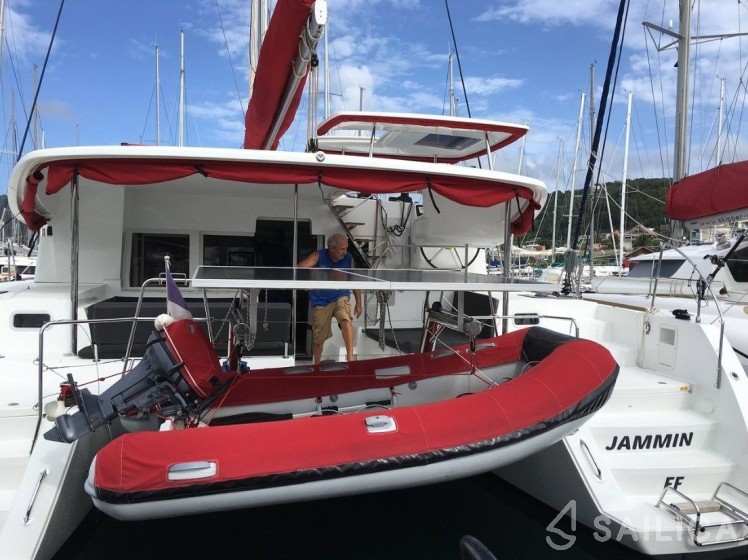 Lagoon 450 S - 4 + 2 cab. - Yacht Charter Sailica