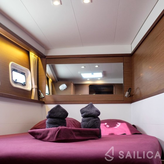 Lagoon 450 S - 4 + 2 cab. - Yacht Charter Sailica