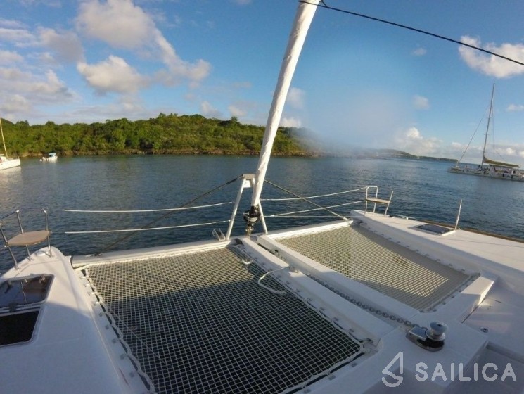 Lagoon 450 S - 4 + 2 cab. - Yacht Charter Sailica