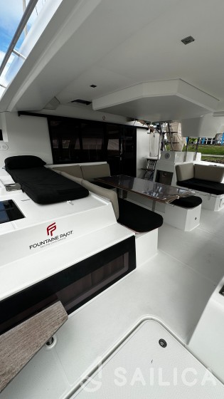 Elba 45 - Yacht Charter Sailica