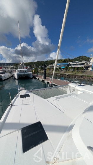 Elba 45 - Yacht Charter Sailica