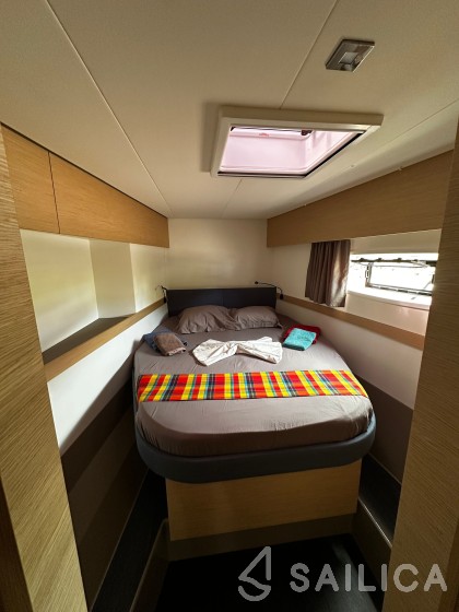 Elba 45 - Yacht Charter Sailica